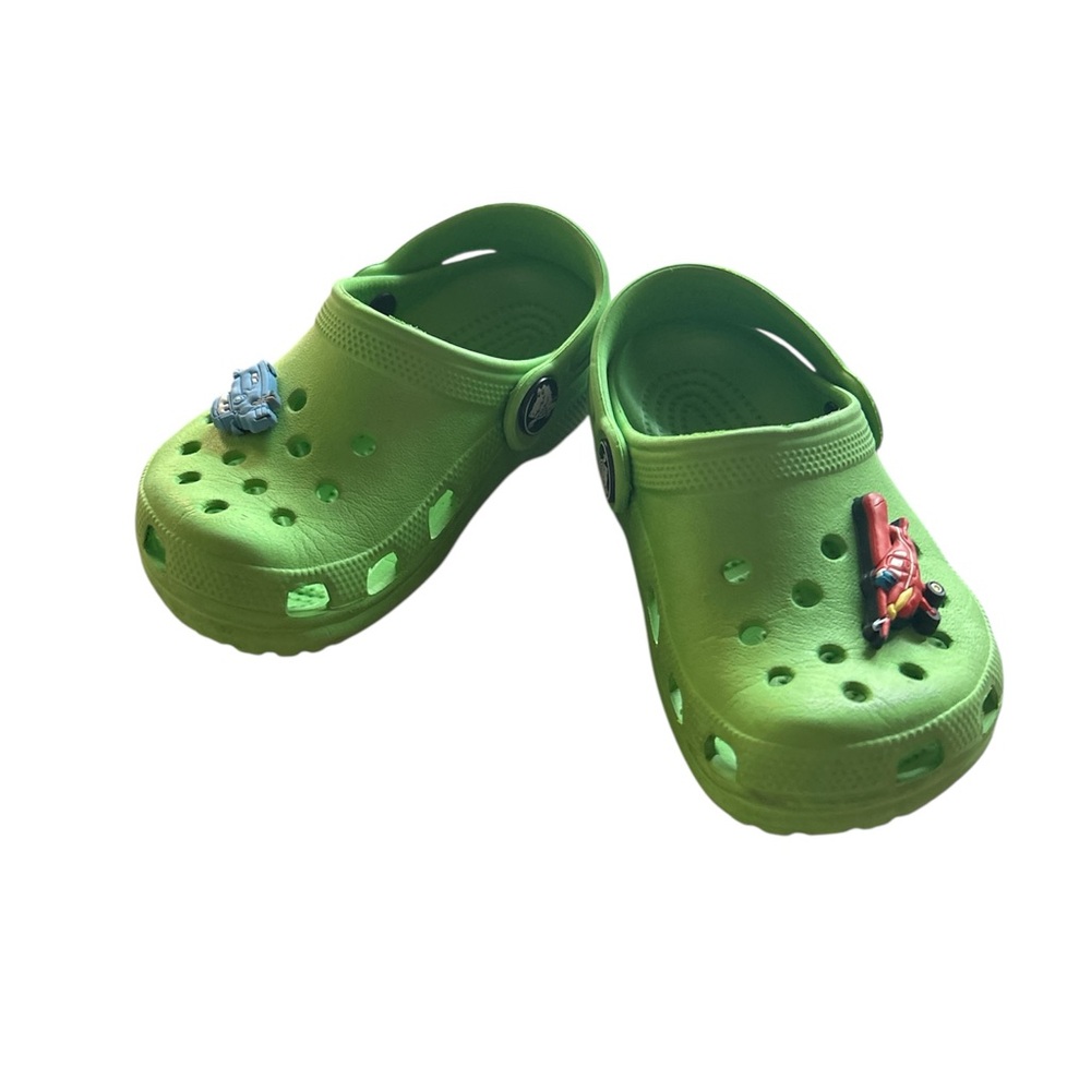 CROCS Green Water Shoes with Perforated Design